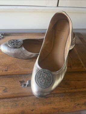 Tory Burch Metallic Platinum Logo Ballet Flats